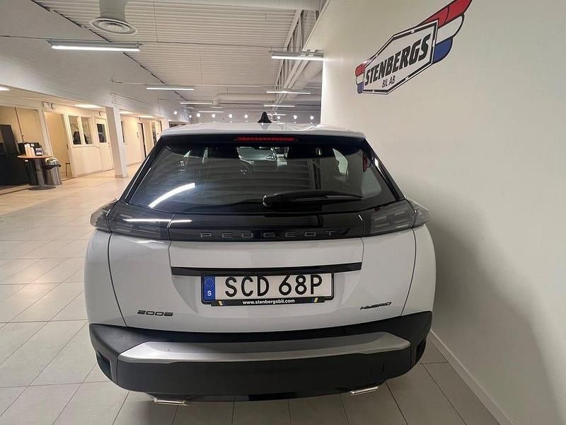 Begagnad Peugeot 2008 136 HK (100 kW) 2025 Vit SUV