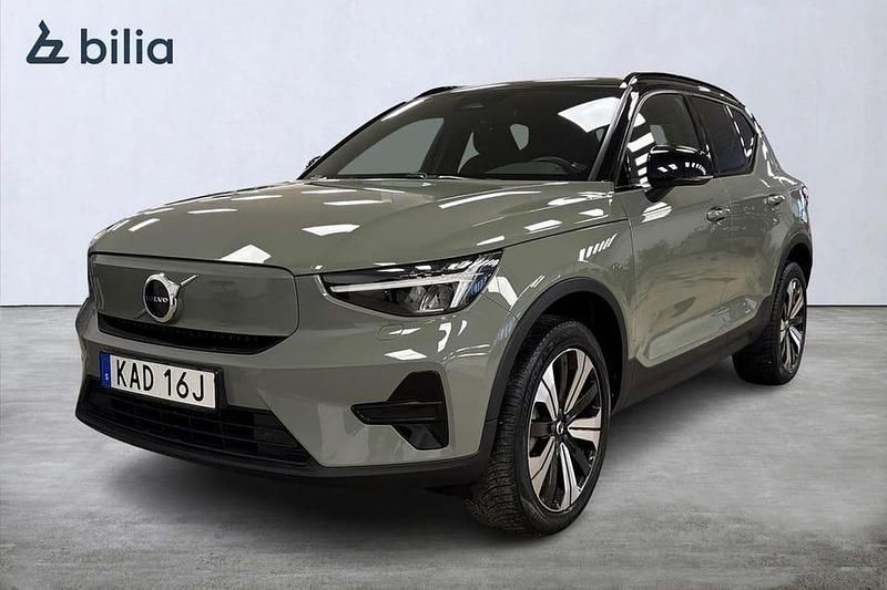 Grön Begagnad 2023 Volvo XC40 Single Motor SUV | 309 900 kr - Bild 1/3