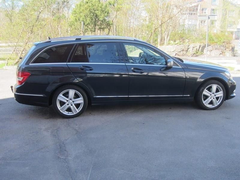 Begagnad Mercedes C200 136 HK (100 kW) 2013