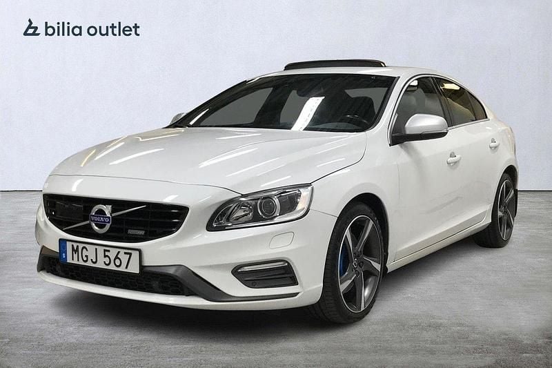 Vit Begagnad 2015 Volvo S60 R-Design Sedan | 199 900 kr - Bild 1/4