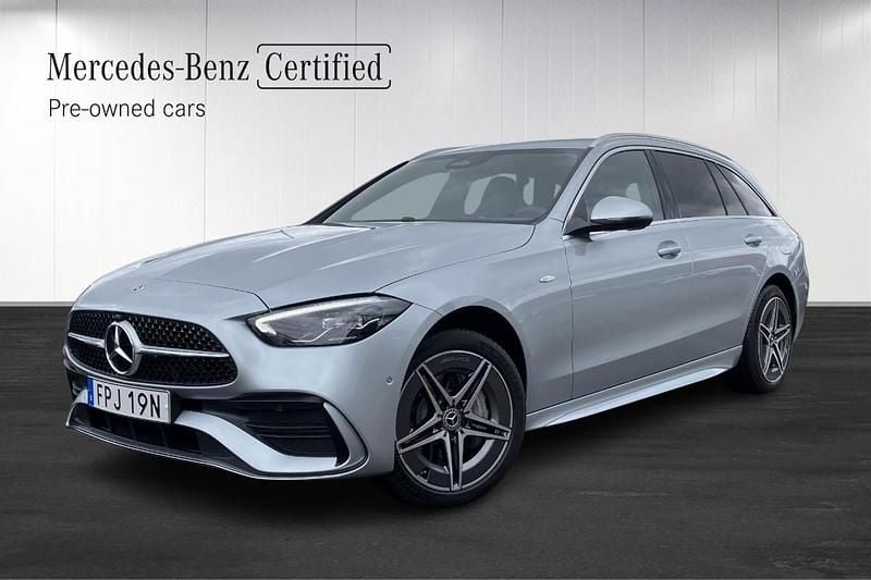 Begagnad 2025 Mercedes C300e Advanced Kombi | 549 900 kr (Marknadspris) - Bild 1/4