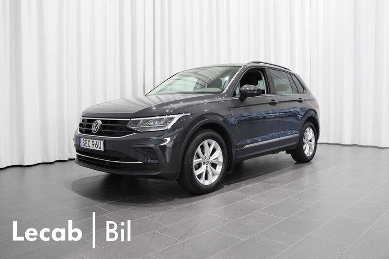 Grå Begagnad 2021 VW Tiguan SUV | 279 500 kr (Marknadspris) - Bild 1/4