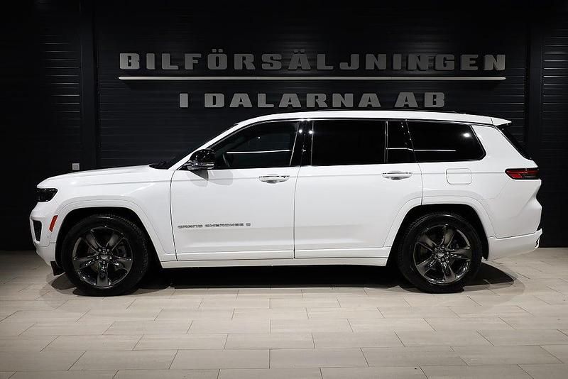Begagnad Jeep Grand Cherokee Overland 296 HK (217 kW) 2022 Vit SUV