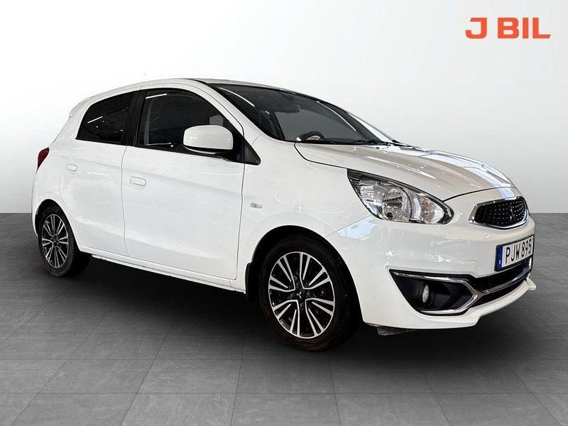 Vit Begagnad 2017 Mitsubishi Space Star Kombi | 82 900 kr (Marknadspris) - Bild 1/4