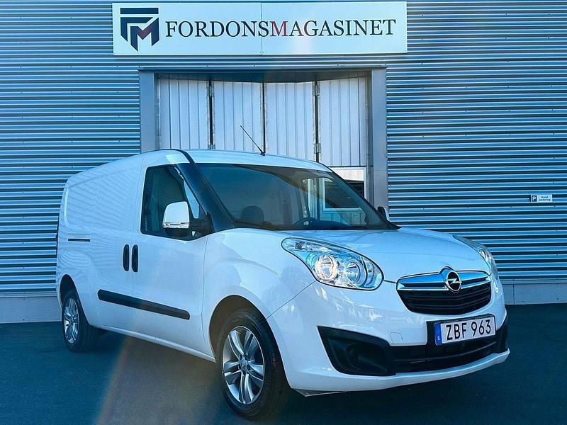 Vit Begagnad 2018 Opel Combo Minibuss | 89 800 kr - Bild 1/4