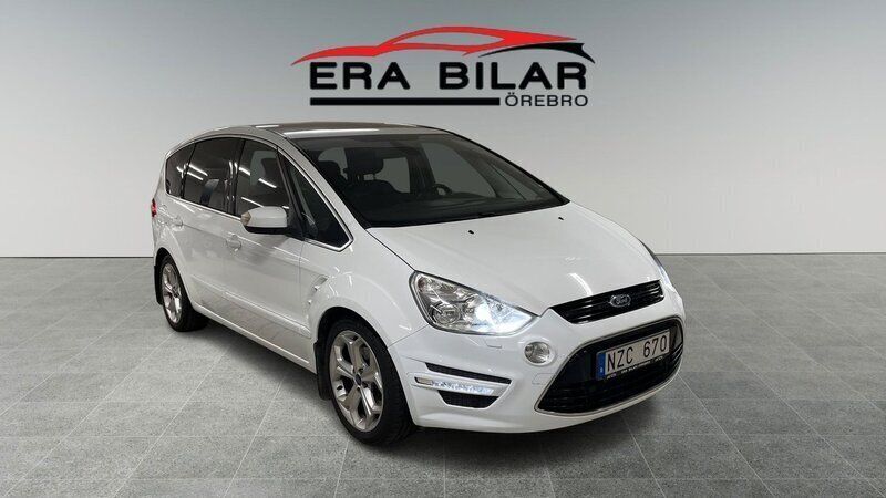 Vit Begagnad 2014 Ford S-MAX Business Edition Minibuss | 99 800 kr (Marknadspris) - Bild 1/4