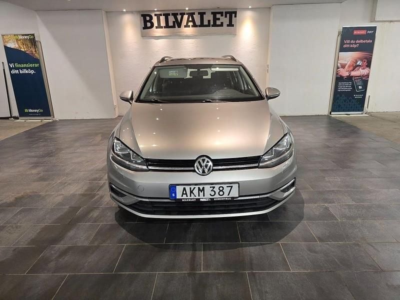 Begagnad VW Golf VII 116 HK (85 kW) 2018 Silver