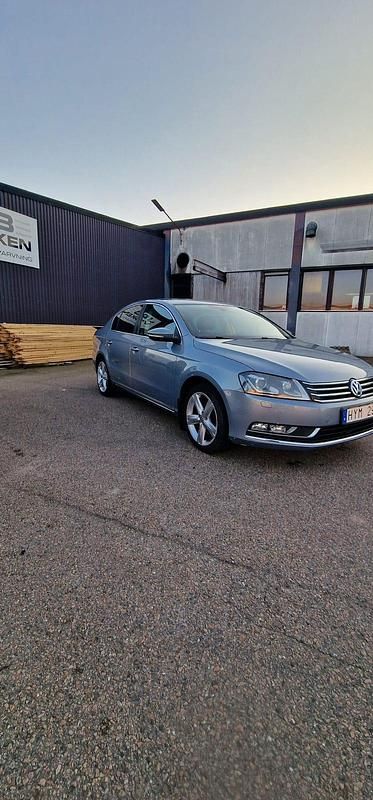 Begagnad 2011 VW Passat | 70 000 kr (Marknadspris) - Bild 1/4