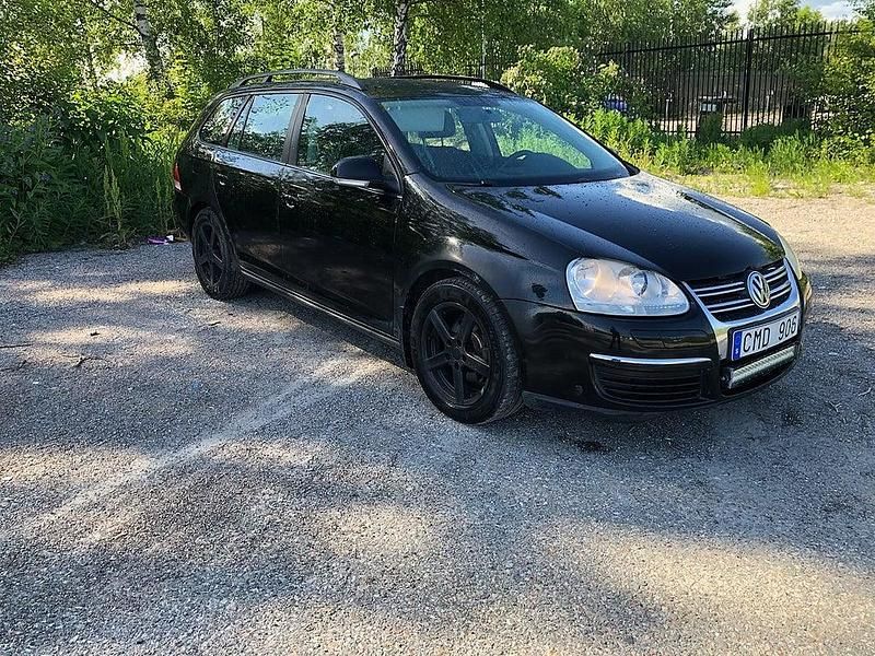 Svart Begagnad 2008 VW Golf V Kombi | 23 000 kr - Bild 1/4