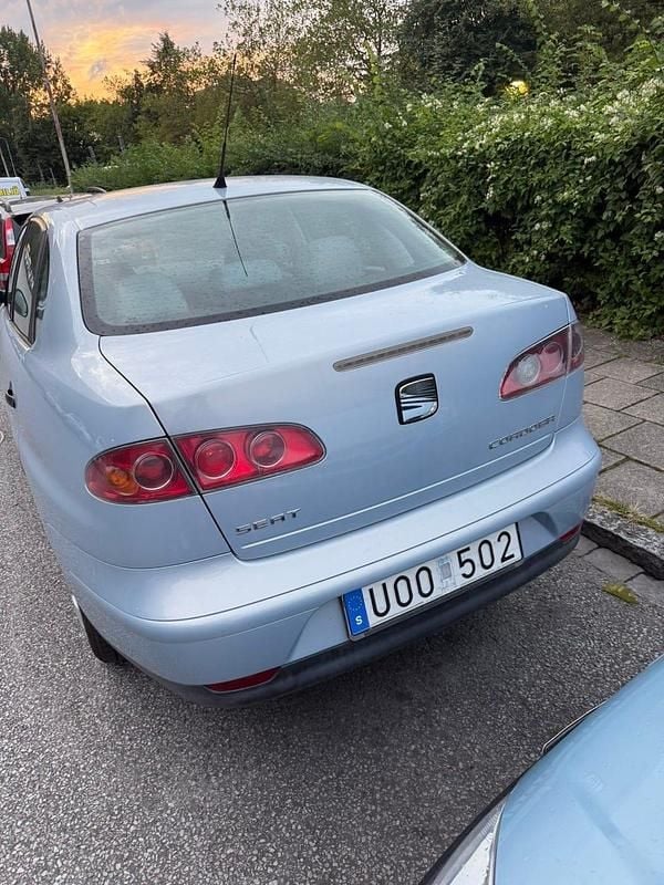 Begagnad 2004 Seat Cordoba Sedan | 14 900 kr - Bild 1/4