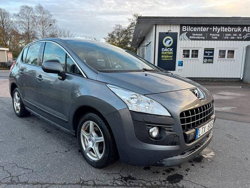 Grå Begagnad 2011 Peugeot 3008 Kombi | 44 900 kr (Bra pris) - Bild 1/4