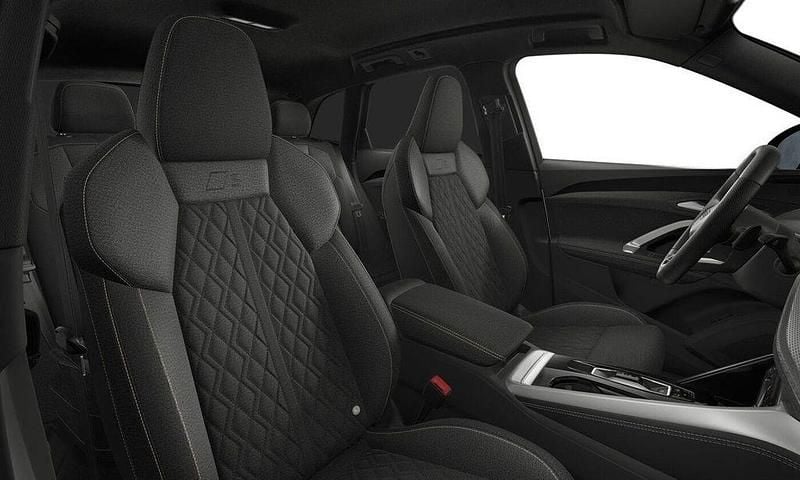Vit Ny 2025 Audi Q5 Sportback S-Line SUV | 632 900 kr - Bild 1/3