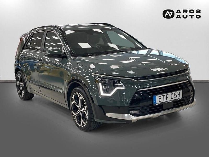 Begagnad Kia Niro Advance 141 HK (103 kW) 2022 Grön SUV