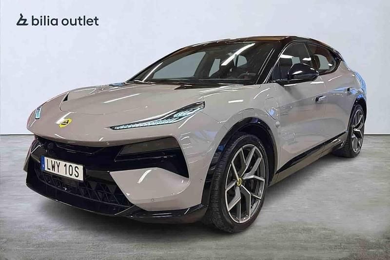 Grå Begagnad 2023 Lotus Eletre SUV | 799 800 kr - Bild 1/1
