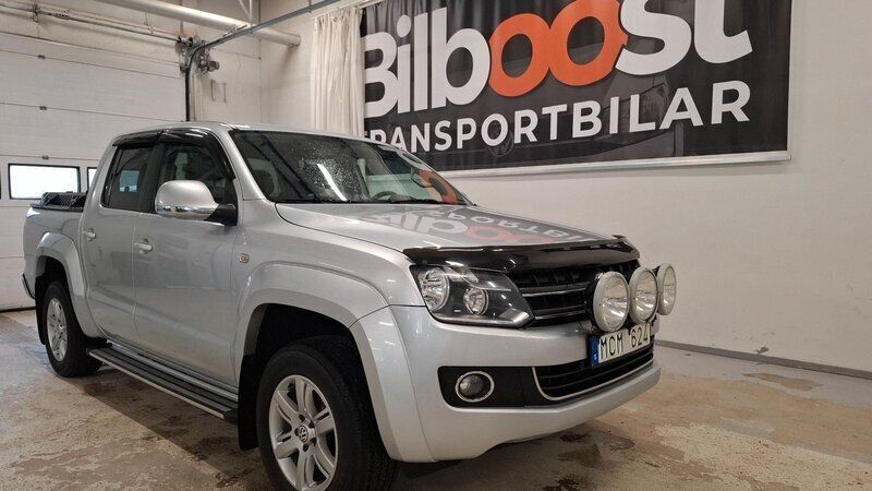 Silver Begagnad 2012 VW Amarok Highline Pickup | 164 900 kr (Marknadspris) - Bild 1/4