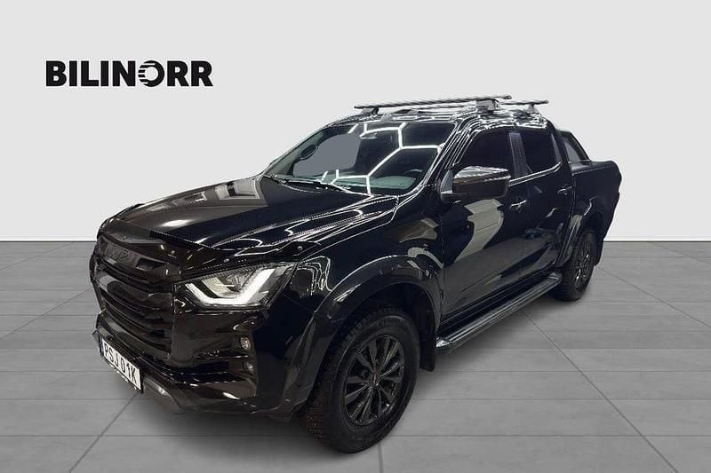 Svart Begagnad 2023 Isuzu D-Max Pickup | 579 900 kr (Marknadspris) - Bild 1/4