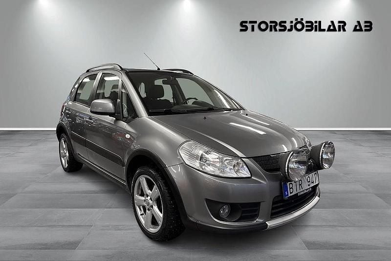 Begagnad Suzuki SX4 107 HK (78 kW) 2007 Silver Kombi