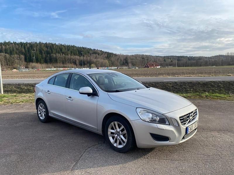 Begagnad Volvo S60 163 HK (119 kW) 2011 Sedan
