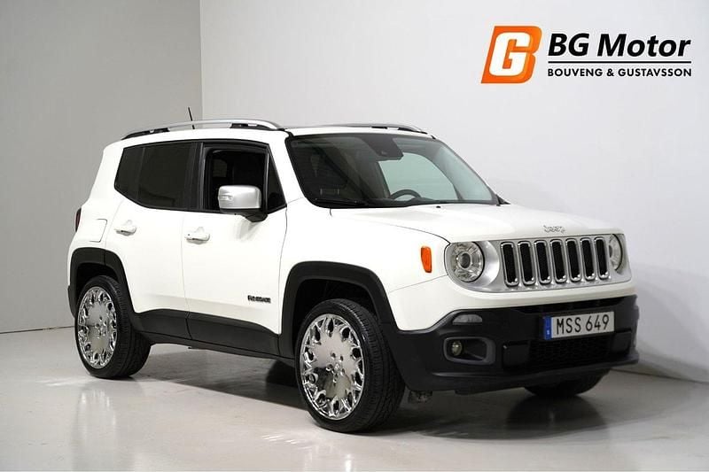 Vit Begagnad 2015 Jeep Renegade Limited SUV | 109 600 kr (Marknadspris) - Bild 1/4