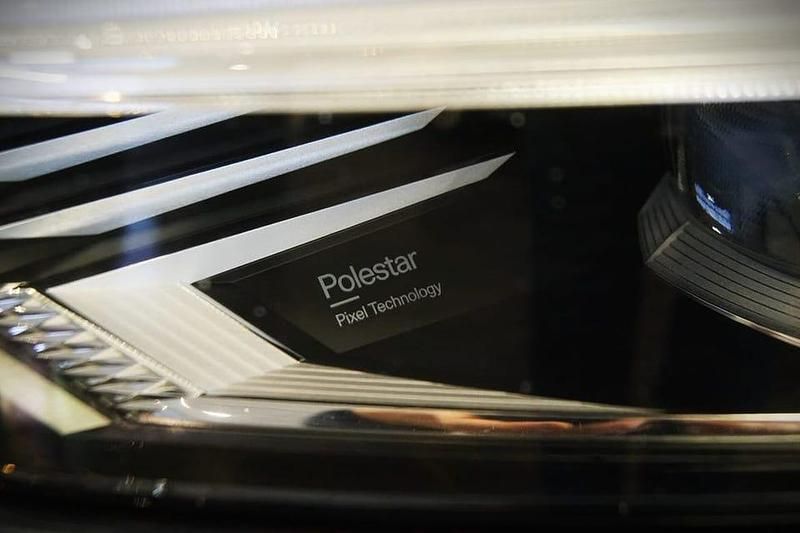 Begagnad Polestar 2 Long Range Dual motor 309 kW (421 HK) 2020 Blå Halvkombi