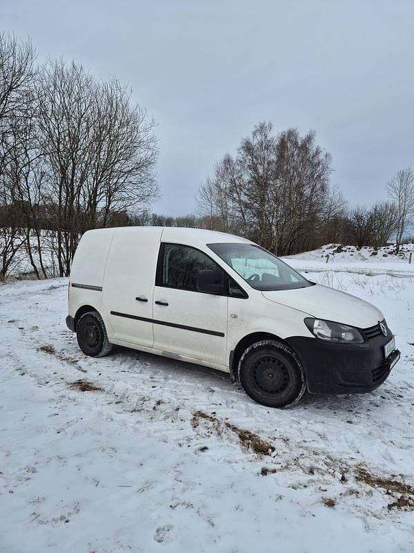Begagnad VW Caddy 75 HK (55 kW) 2014 Vit Minibuss