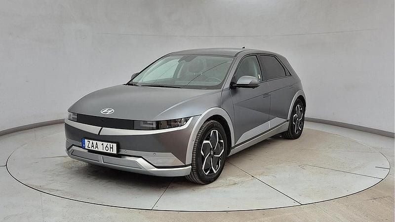 Begagnad Hyundai Ioniq 5 Advanced 239 kW (325 HK) 2023 Grå SUV