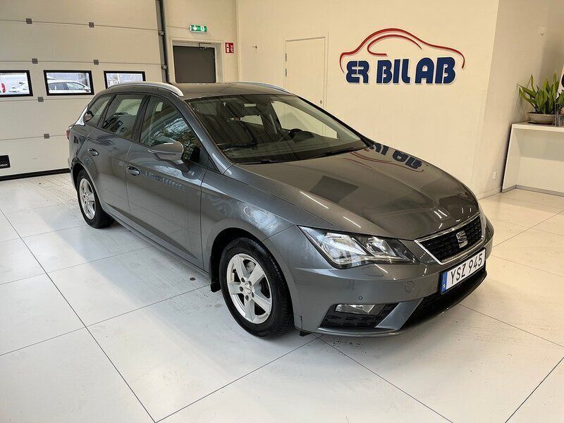 Grå Begagnad 2017 Seat Leon Kombi | 119 900 kr (Dyr) - Bild 1/4