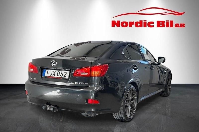Begagnad Lexus IS220d 177 HK (130 kW) 2008 Mörkgrå (grå) Sedan