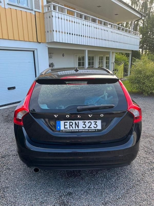 Begagnad Volvo V60 115 HK (84 kW) 2015 Kombi