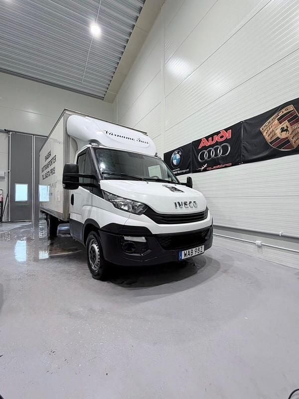 Begagnad Iveco Daily 156 HK (114 kW) 2019