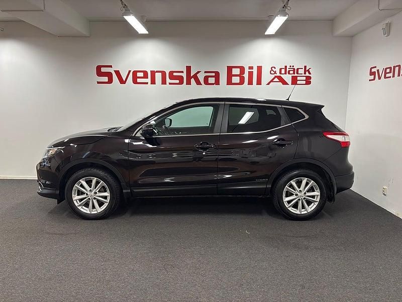 Begagnad Nissan Qashqai 111 HK (81 kW) 2016 Lila SUV