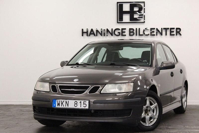 Brun Begagnad 2005 Saab 9-3 Vector Sedan | 29 900 kr (Marknadspris) - Bild 1/4