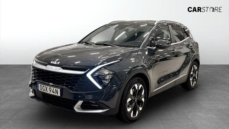 Grå (grey) Begagnad 2022 Kia Sportage Advance SUV | 334 900 kr (Superpris) - Bild 1/4