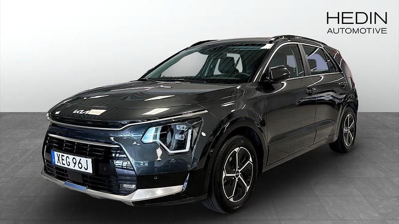 Begagnad 2024 Kia Niro SUV | 309 900 kr (Bra pris) - Bild 1/4