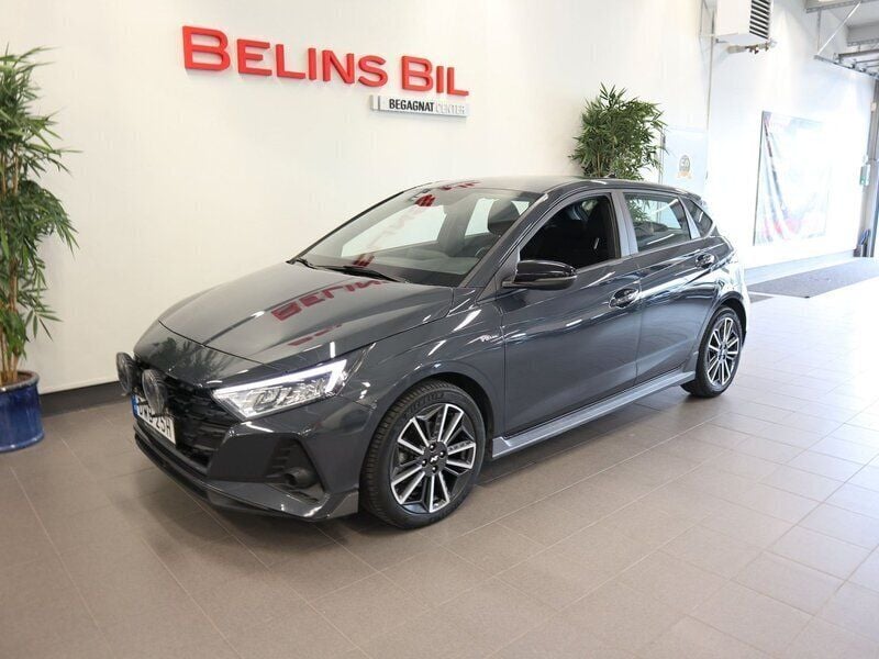 Grå Begagnad 2022 Hyundai i20 N Line Halvkombi | 169 500 kr (Marknadspris) - Bild 1/4