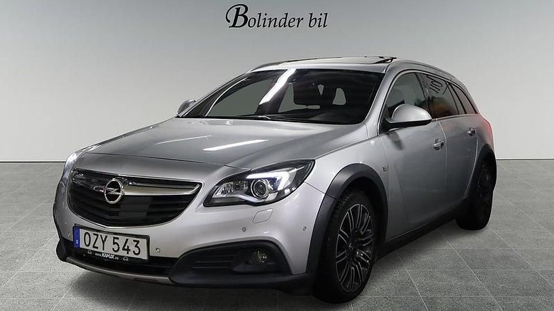 Begagnad Opel Insignia Country Tourer Business 170 HK (125 kW) 2016 Grå Kombi