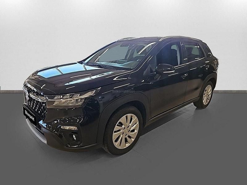 Svart Ny 2024 Suzuki SX4 S-Cross SUV | 309 900 kr (Marknadspris) - Bild 1/4