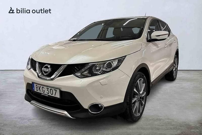Vit Begagnad 2016 Nissan Qashqai SUV | 119 900 kr (Bra pris) - Bild 1/1