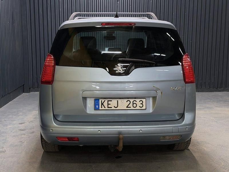 Begagnad Peugeot 5008 156 HK (114 kW) 2009 Ljusblå Minibuss