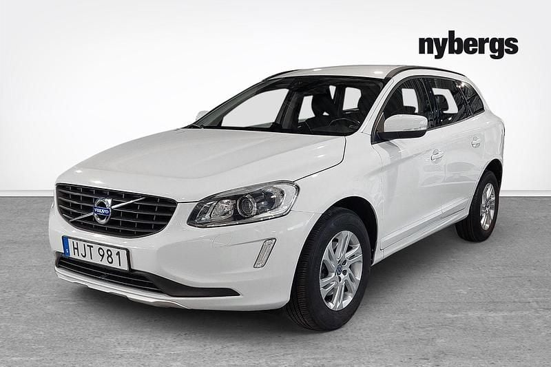 Vit Begagnad 2017 Volvo XC60 Kinetic SUV | 199 000 kr (Superpris) - Bild 1/4