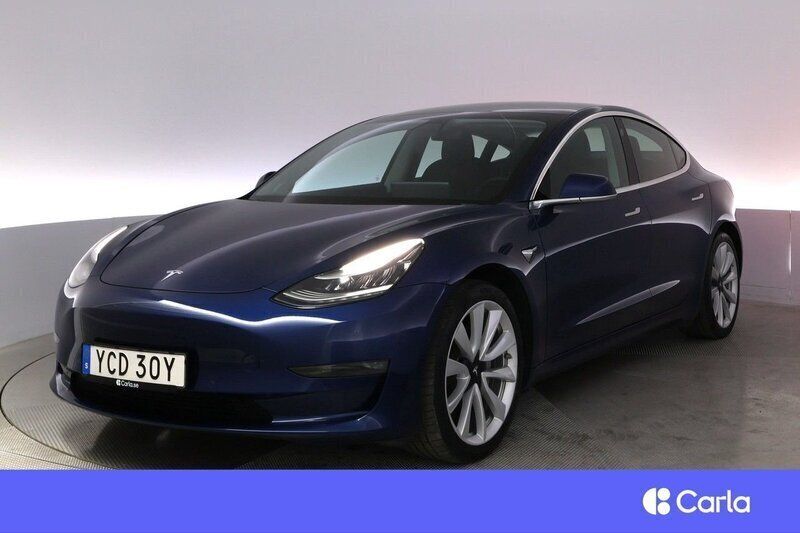 Blå Begagnad 2020 Tesla Model 3 Long Range Sedan | 277 900 kr (Superpris) - Bild 1/3