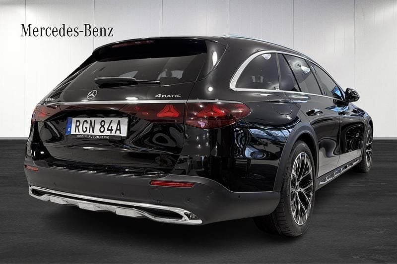 Begagnad Mercedes E300 Premium 313 HK (230 kW) 2025 Svart Kombi