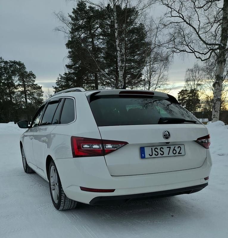 Begagnad Skoda Superb 190 HK (139 kW) 2019 Kombi