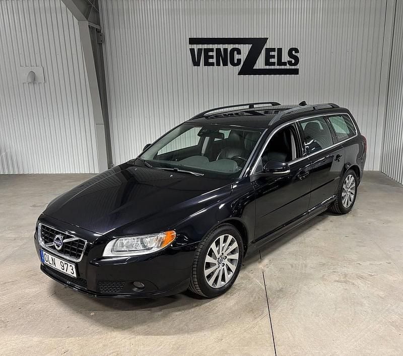Svart Begagnad 2012 Volvo V70 Momentum Kombi | 94 000 kr (Marknadspris) - Bild 1/4