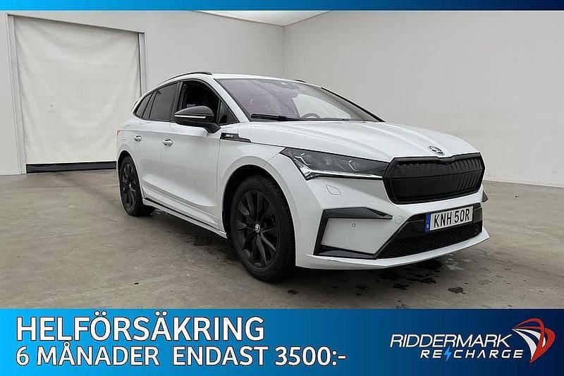 Vit Begagnad 2021 Skoda Enyaq iV SportLine SUV | 369 800 kr (Marknadspris) - Bild 1/3