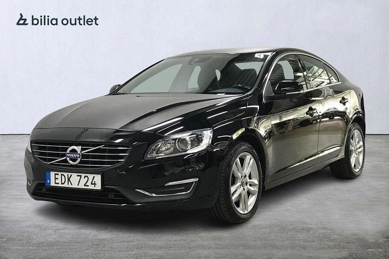 Svart Begagnad 2018 Volvo S60 Standard Sedan | 184 900 kr (Marknadspris) - Bild 1/4