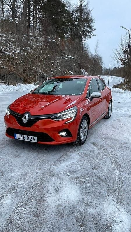Begagnad Renault Clio V 100 HK (73 kW) 2020