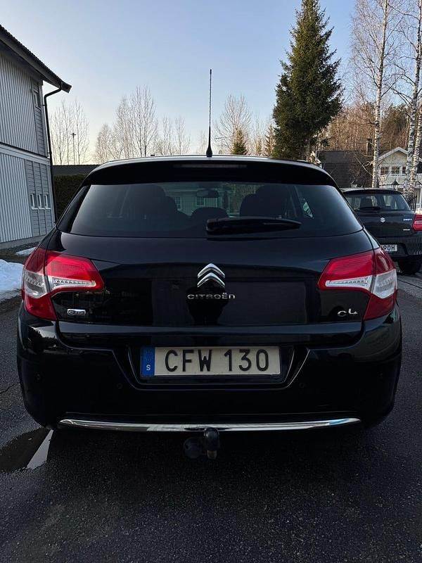 Begagnad Citroën C4 114 HK (83 kW) 2014