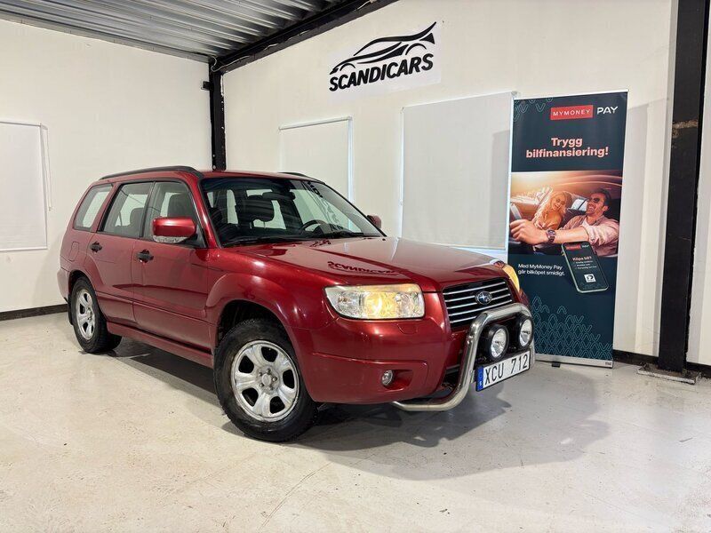 Mörkröd Begagnad 2006 Subaru Forester SUV | 29 900 kr (Bra pris) - Bild 1/4