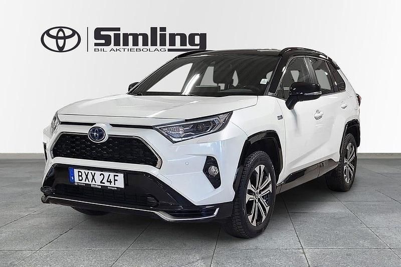 Vit Begagnad 2020 Toyota RAV4 Style SUV | 384 900 kr - Bild 1/3